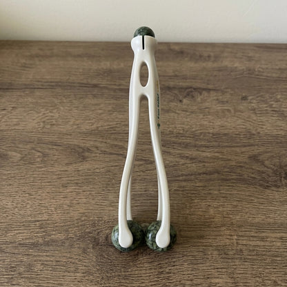 2-in-1 Jade Roller Finger Massager